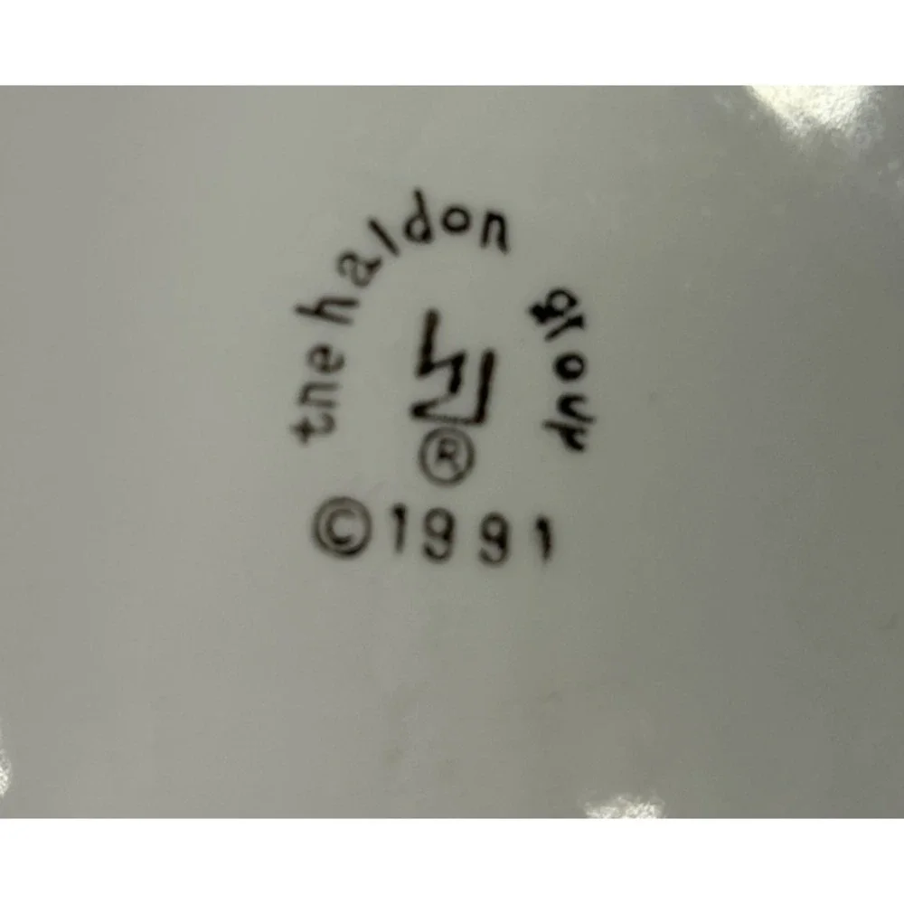 Vtg The Haldon Group Plate 3D Grapes Leaves Bow Blue White 1991